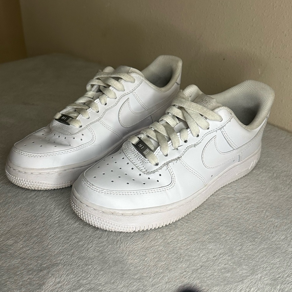 Nike Air Force 1 ‘07 Size 7